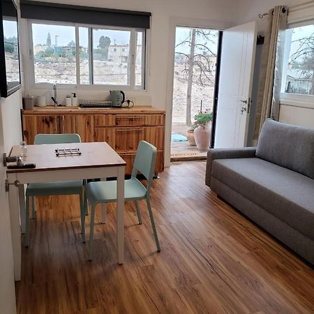 Moonlight Suite Arad צימר אור הירח, ערד ภายนอก รูปภาพ