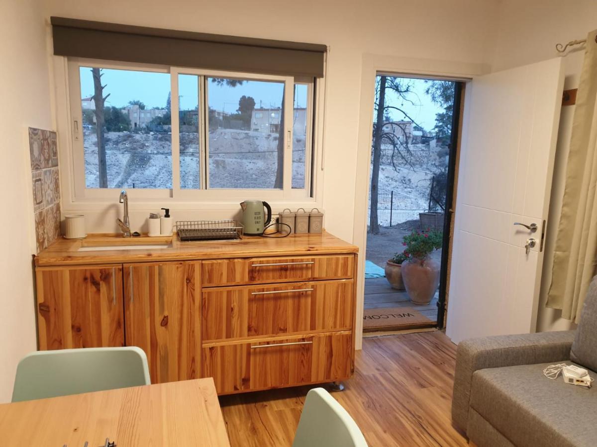 Moonlight Suite Arad צימר אור הירח, ערד ภายนอก รูปภาพ