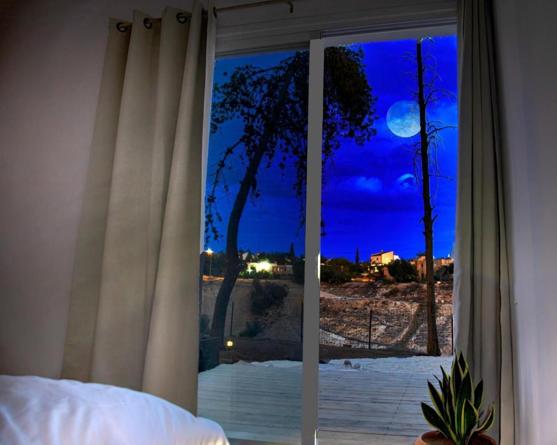 Moonlight Suite Arad צימר אור הירח, ערד ภายนอก รูปภาพ